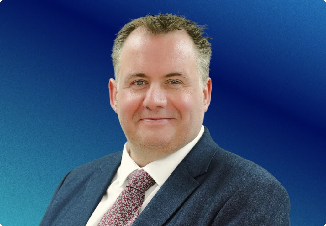 Dr. Alex Carter, Senior Education Consultant